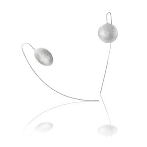 
                  
                    Load image into Gallery viewer, Silver Satinised Disc Cable Earrings
                  
                
